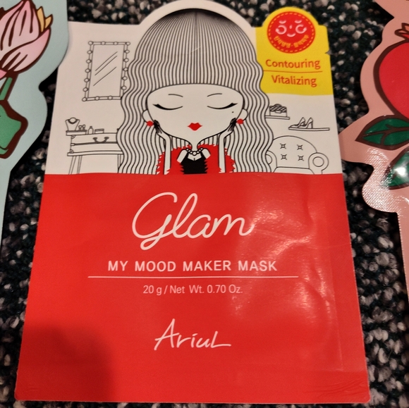 NWT!! Face Mask Bundle (13ct) - Picture 13 of 15